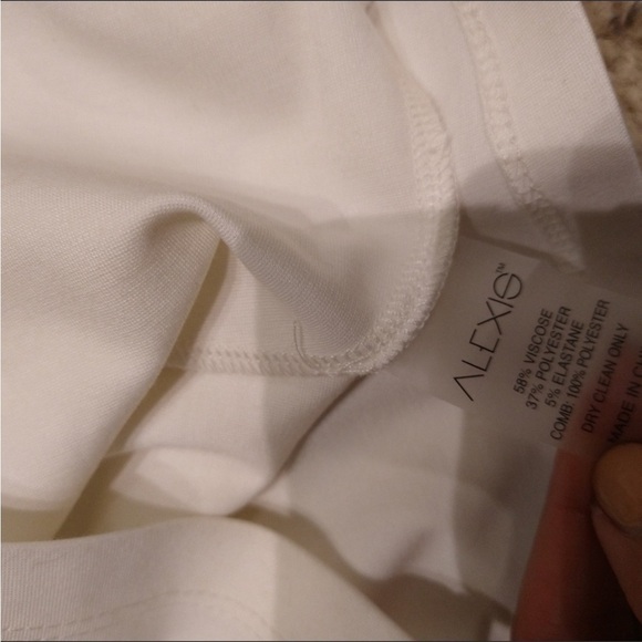 Alexis Kirin Women’s Off The Shoulder Top Flare Cuff Top Size XS - Picture 11 of 11